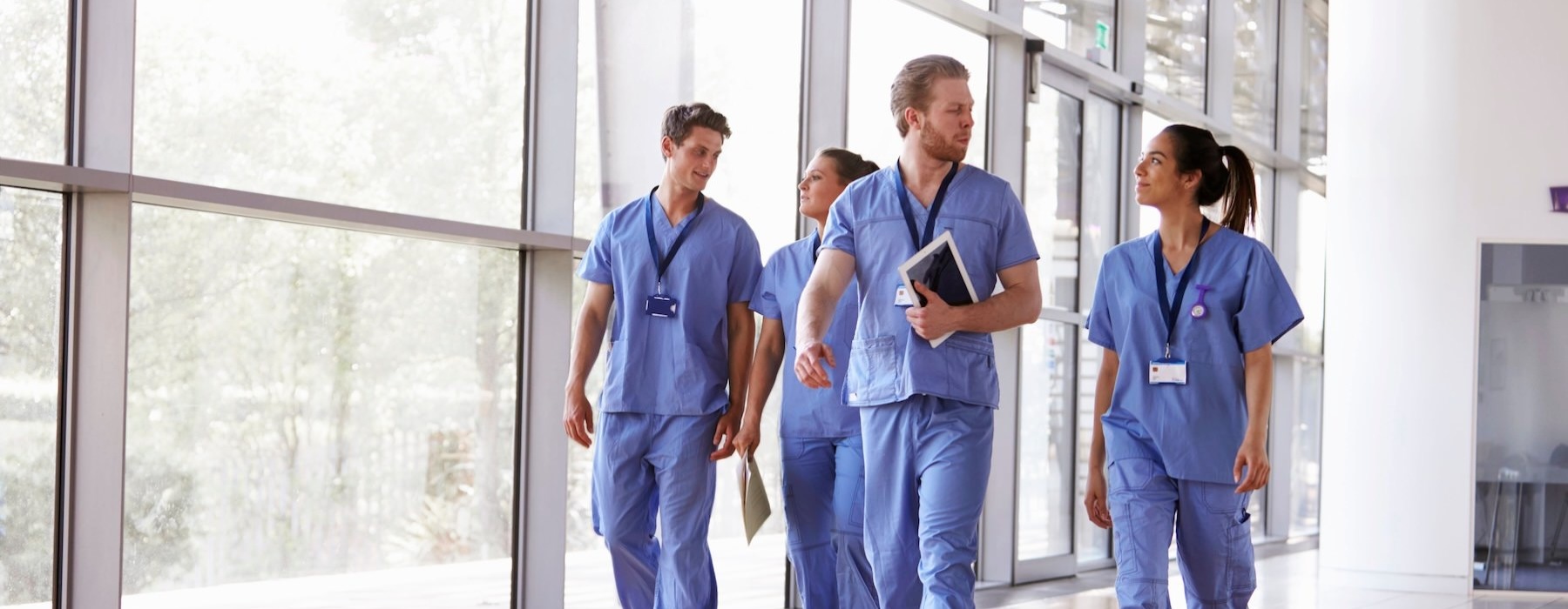 doctors walking down a hallway